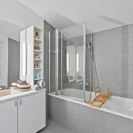 A&y Zum Goldenen Hirsch *